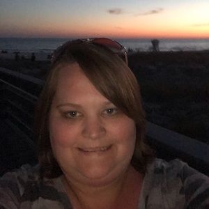 Meet your Posher, Carrie